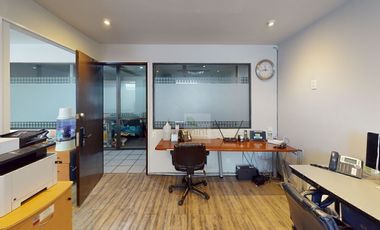 Oficinas en Venta en Jardines en la Montaña Zona Pedregal 11 Autos 210m2