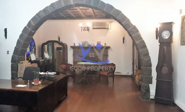 OFICINA COMERCIAL EN PROVIDENCIA - CASTILLO ARZOBISPO LARRAIN GANDARILLAS