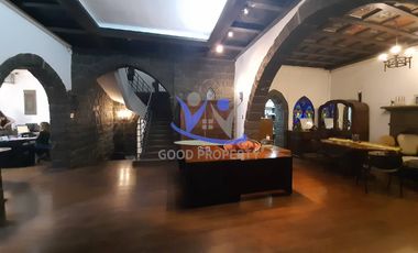 OFICINA COMERCIAL EN PROVIDENCIA - CASTILLO ARZOBISPO LARRAIN GANDARILLAS