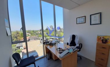 OFICINA APOQUINDO CON LOS DOMINICOS