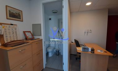 OFICINA APOQUINDO CON LOS DOMINICOS