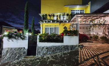 JUAL CEPAT RUMAH VILLA LEMBANG BANDUNG VIEW INDAH DKT WISATA. MURAH