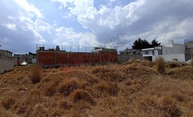 Terreno en Venta, en San Antonio Buenavista Toluca. Cerca de Calzada del Pacífico.
