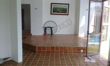 Casa de descanso en Venta con alberca en Lomas de Cocoyóc, Morelos