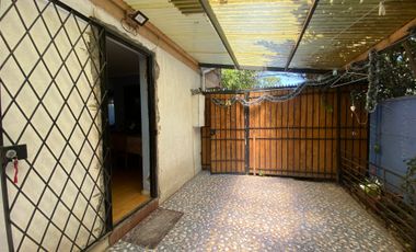 CASA CON GRAN POTENCIAL EN MACUL  EXCELENTE UBICACIÓN