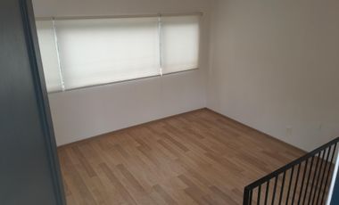CASA REMODELADA APTO MIX VIVIENDA OFICINA