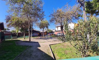 CASA DE 1 PISO EN BARRIO TRANQUILO Y BIEN CONECTADO