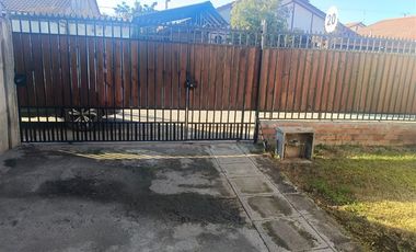 Casa en Venta en VILLA MONASTERIO