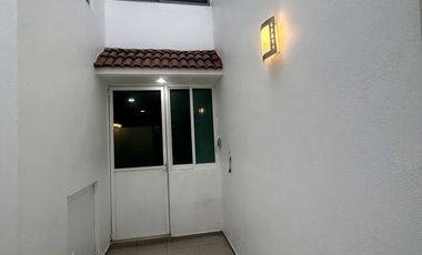Casa en venta en Residecial Corredores, Cacalomacan