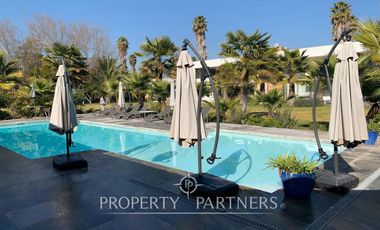 Estupenda casa mediterránea en club de golf las palmas del oliveto