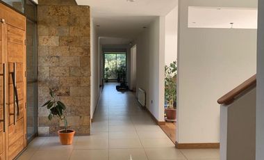 Estupenda casa mediterránea en club de golf las palmas del oliveto