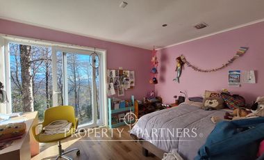 Hermosa casa con vista al valle catripulli