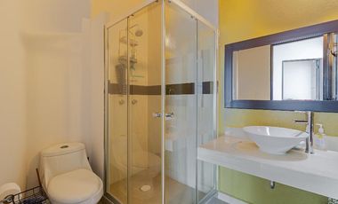 Hermosa Casa en Condominio con Alberca y Vista Panorámica