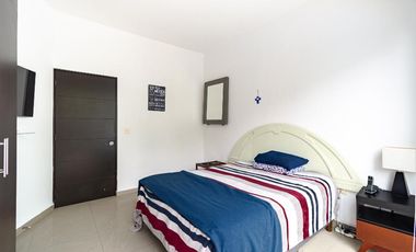 Hermosa Casa en Condominio con Alberca y Vista Panorámica