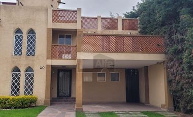 Casa en Renta en Fraccionamiento an Miguel frente al parque la Pilita.