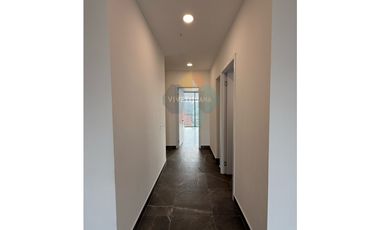 Renta PentHouse Icon by Cosmopolitan