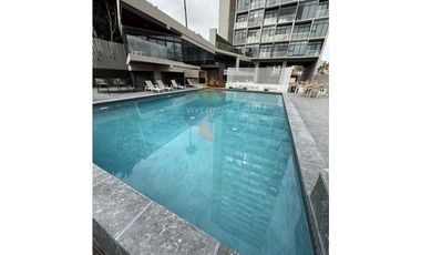 Renta PentHouse Icon by Cosmopolitan