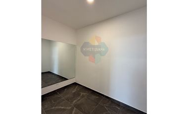 Renta PentHouse Icon by Cosmopolitan