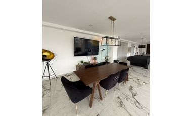 Renta PentHouse Icon by Cosmopolitan