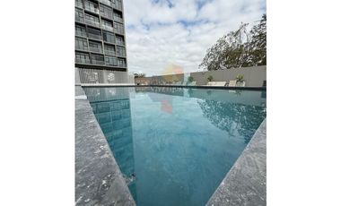 Renta PentHouse Icon by Cosmopolitan