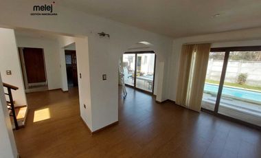Casa en Arriendo Soleada Sector Residencial Concón