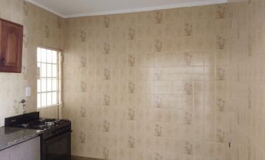 VENTA CASA EN RAMOS MEJIA 3AMB-EXCELENTE ESTADDO