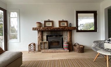 CASA EN VENTA EN SANTO DOMINGO 4 DORM. CON VISTA AL MAR