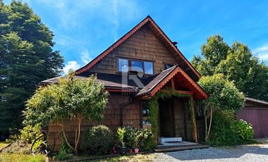 CASA EN PARCELACIÓN LOS VOLCANES