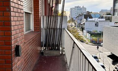 ALQUILER p/ESTUDIANTES Departamento 4 Ambientes con Balcon