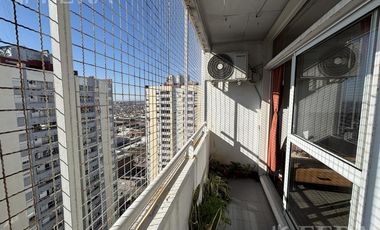Venta departamento 2 ambientes con balcón en Avellaneda