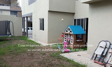 Casa en Renta en Fracc. Privado Lumina, Dominio Cumbres