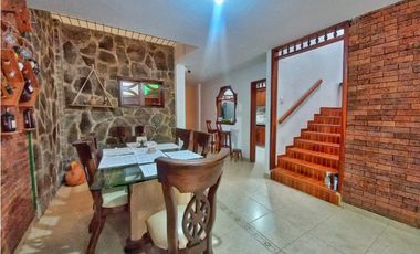 Maat Vende Casa Emaus - Villeta 215m2 $650Millones