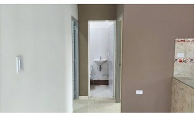 SE VENDE APARTAMENTO EN ESQUINA B/ POLICARPA ZONA SUR MONTERA