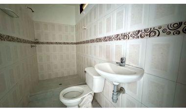 Casa multifamiliar de tres pisos en venta - La Perseverancia Palmira