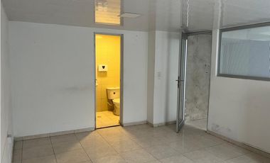 SE ARRIENDA MAGNIFICA CASA COMERCIAL EN CABECERA