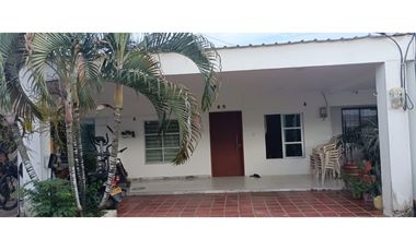 VENDO CASA UBICADA EN CONJUNTO RESIDENCIAL CUNDAMA MONTERA