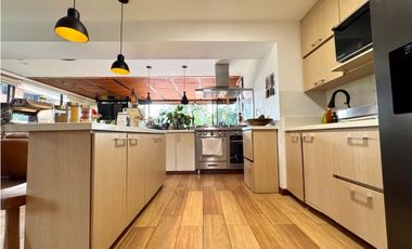 Vendo Espectacular Apartamento en Loma de las Brujas Envigado