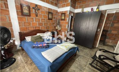 SE ARRIENDA CASA EN BARRIO TORRE LA VEGA CARTAGO