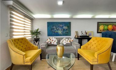 Casa Conjunto Santa Elena II