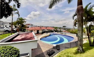 Casa Conjunto Santa Elena II