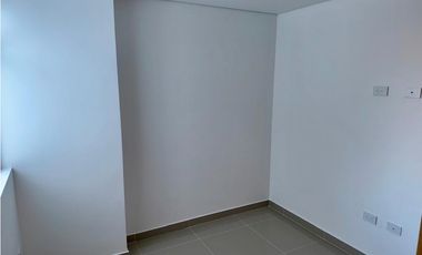 Venta de apartamento nuevo en Sabaneta - Calle Larga