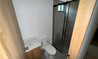 Venta de apartamento nuevo en Sabaneta - Calle Larga