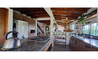 Casa finca en Copacabana con amplio lote y excelente ubicación