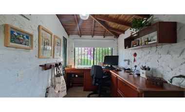 Casa finca en Copacabana con amplio lote y excelente ubicación