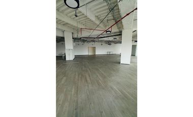 ARRIENDO OFICINAS BOGOTA NORTE CENTRO COMERCIAL SANTAFE