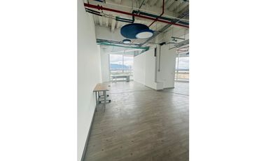 ARRIENDO OFICINAS BOGOTA NORTE CENTRO COMERCIAL SANTAFE