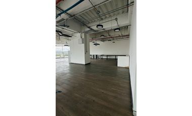 ARRIENDO OFICINAS BOGOTA NORTE CENTRO COMERCIAL SANTAFE