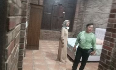 rumah joglo klasik gebyog jati berikut isi dalam