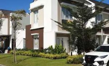 RUMAH KEREN SIAP HUNI CLUSTER CHYNTIA SUMMARECON,SEMI FURNISH