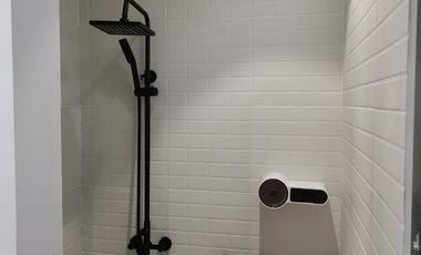 RUMAH KEREN SIAP HUNI CLUSTER CHYNTIA SUMMARECON,SEMI FURNISH